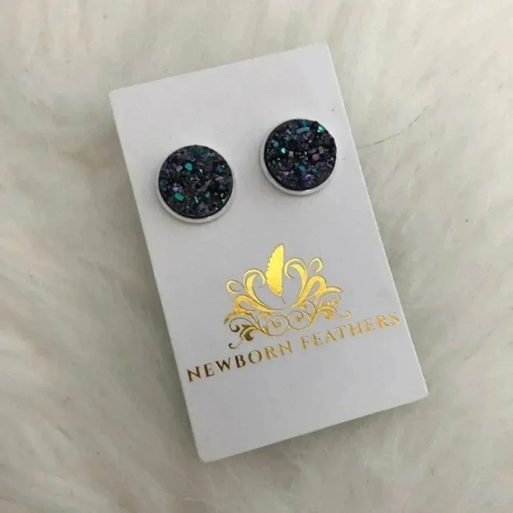 Newborn Feathers Geode Circle Earrings